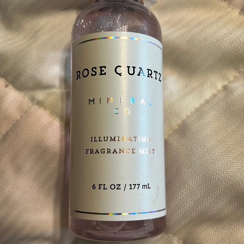 Bath and body works Rose quartz illuminating fragrance